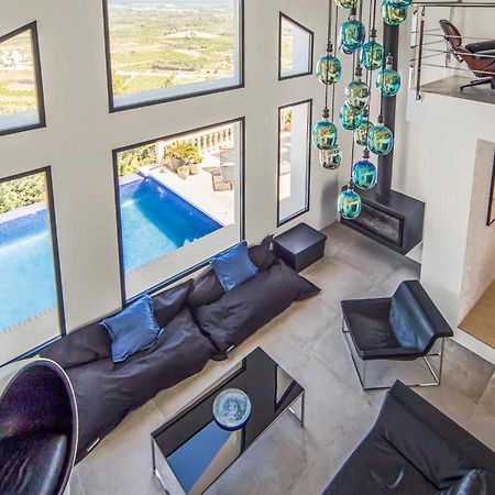 Amazing Home In Ador With Kitchenette Kültér fotó