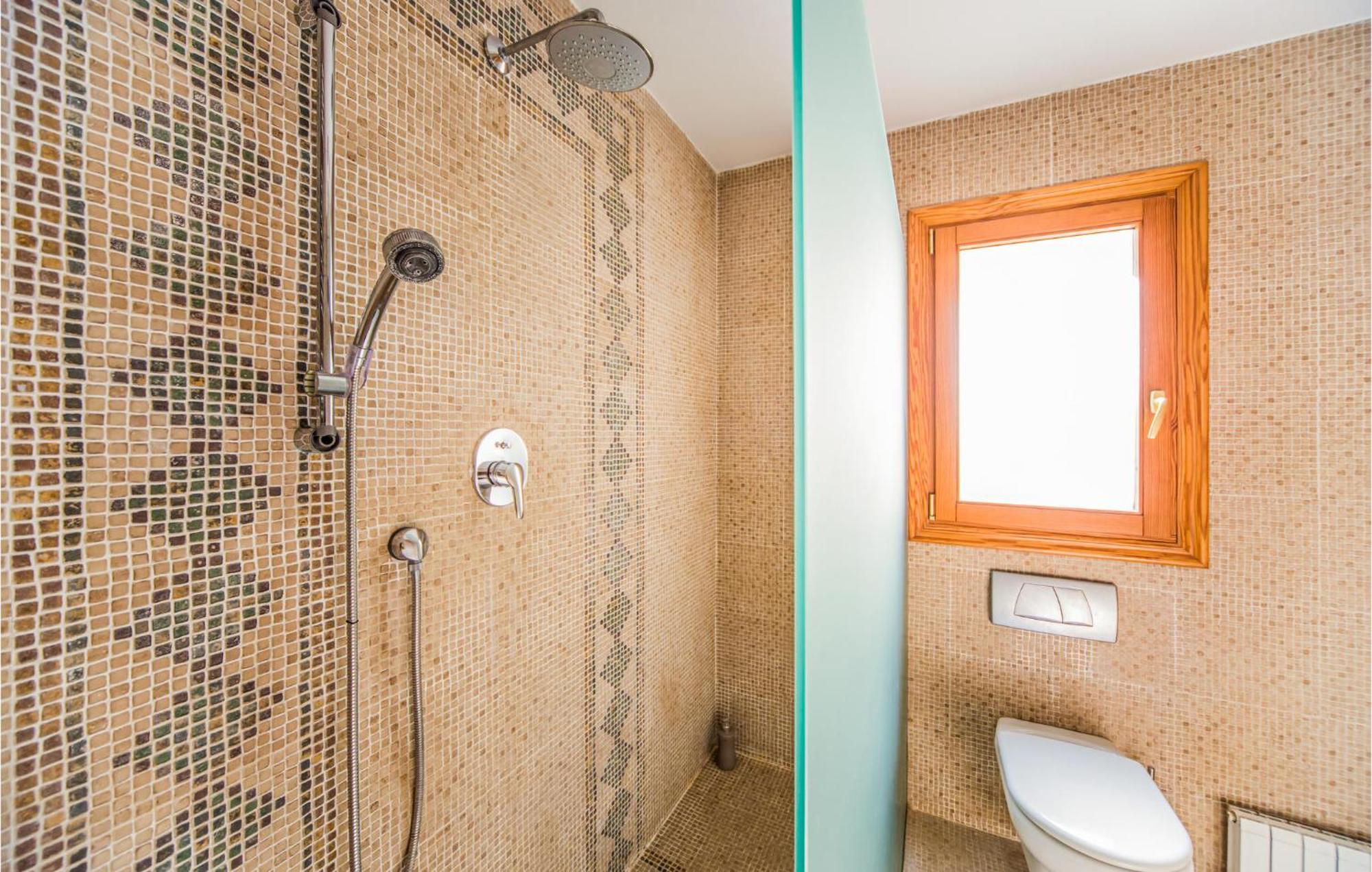 Amazing Home In Ador With Kitchenette Kültér fotó